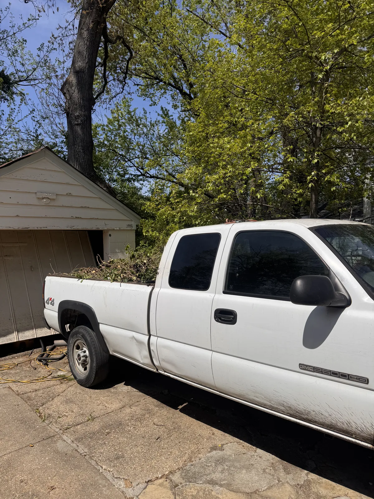 Junk loaded on truck